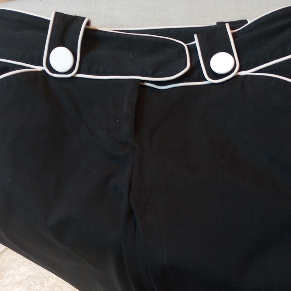 INC Black Capris with White Trim - Picture 5 of 10